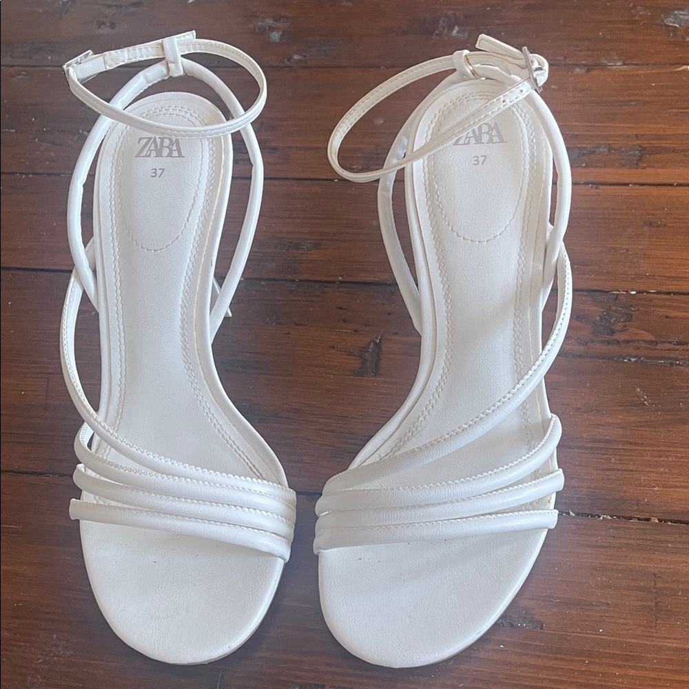 Zara White Strappy Ankle Strap Sandals, Size 6.5